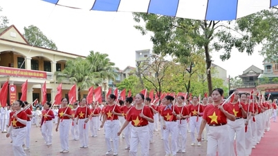 Nearly 1,200 people participated in the 1st Da Phuc Commune Sports Festival