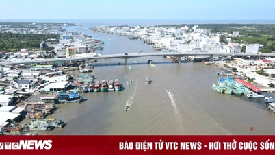 Từ bến thuyền lịch sử đến đô thị biển hiện đại mang tên Sông Đốc - Cà Mau