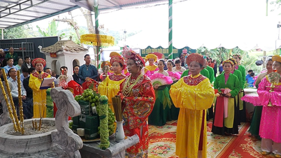 聖なるドイ・コ・カム・ドゥオン寺院祭り