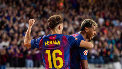 Barcelona menewaskan Elche 3-1, terus mengejar Real Madrid