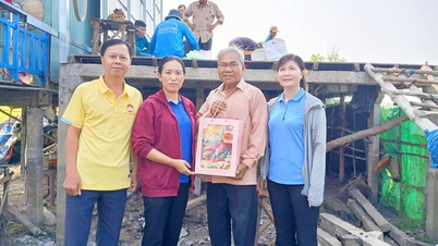 Aprender com o Tio Ho é amar nossos compatriotas.