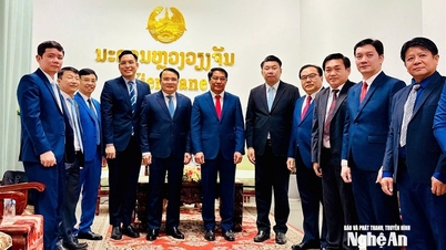 Đoàn đại biểu tỉnh Nghệ An thăm, làm việc với lãnh đạo Thủ đô Viêng Chăn