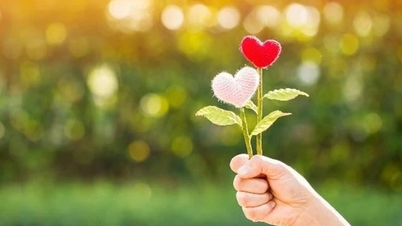 ভালোবাসার মুহূর্তগুলো