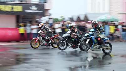 ভিন লং: নাটকীয় জাতীয় 'গোল মাঠ' মোটরসাইকেল রেসিং চ্যাম্পিয়নশিপ