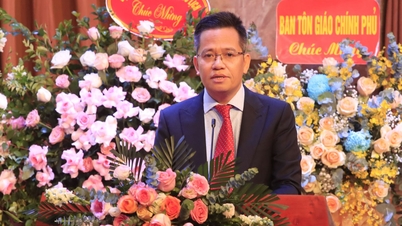 លើកតម្កើងកម្លាំងនៃវប្បធម៌ និងប្រជាជនវៀតណាម