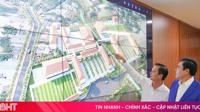 Ha Tinh har två internatskolor på olika nivåer som började byggas samtidigt den 9 november.