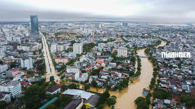 Gambar Hue dikelilingi banjir untuk ketiga kalinya dalam waktu kurang dari 10 hari