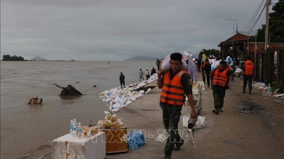 Da Nang: Pasukan tentera bertugas 24/7 untuk mengelakkan benteng pecah dan tanah runtuh pantai