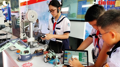 डिजिटल अर्थव्यवस्था वियतनामी छात्रों के लिए लाखों नौकरियों के अवसर खोलती है