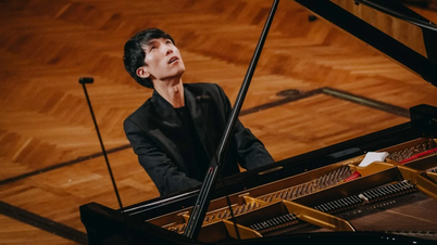 Is een Aziatisch-Amerikaanse pianist op weg naar een plek op het wereldtoneel van klassieke muziek?