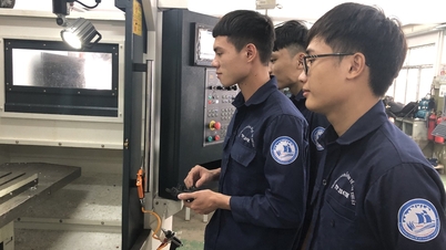 Orang ramai mempunyai kepakaran teknikal yang rendah.