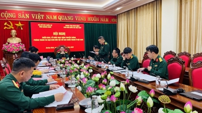 Implementera en kommunikationsplan för att förebygga olyckor orsakade av bomber, minor och sprängämnen