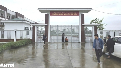 약 230억 VND를 들여 지은 학교가 텅 비어 있습니다. 교장 선생님은 뭐라고 하시나요?