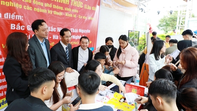 Bac Ninh: Η έκθεση εργασίας προσελκύει περισσότερους από 2 χιλιάδες φοιτητές και εργαζόμενους για να συμμετάσχουν