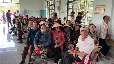 מחלקת דונג הואה מארגנת אזור מקלט לאנשים עקב סערה בקלמאגי