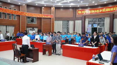 2025년 베트남 법의 날에는 의미 있는 활동이 많이 있습니다.