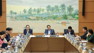 Documentos preliminares do 14º Congresso Nacional do Partido: Afirmando a visão estratégica e as aspirações para o desenvolvimento nacional na nova era.