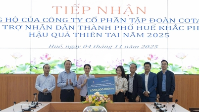 សាជីវកម្ម Cotana Group ឧបត្ថម្ភ 1 ពាន់លានដុងដើម្បីជួយ Hue ជម្នះផលវិបាកនៃទឹកជំនន់