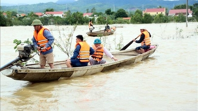 Door overstromingen zijn in Quang Tri 7 mensen omgekomen.