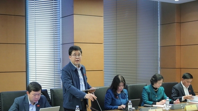 ការសម្រេចចិត្តជាយុទ្ធសាស្ត្រដើម្បីជួយប្រទេសឱ្យរួចផុតពីអន្ទាក់ចំណូលមធ្យម