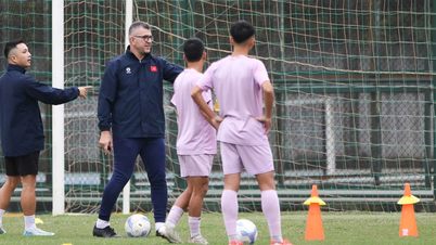 U17 វៀតណាម​មាន​ទំនុក​ចិត្ត​និង​ត្រៀម​ខ្លួន​សម្រាប់​ដំណើរ​ទៅ​ហ្វឹកហាត់​នៅ​ជប៉ុន។