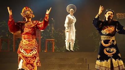 Erleben Sie die neue Oper „Hien Than“ am Markttor von Binh Tay.