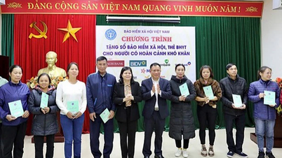 स्वास्थ्य बीमा पॉलिसी का उद्देश्य स्थायी गरीबी में कमी लाना है