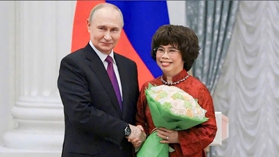 Held van de Arbeid Thai Huong werd door de Russische staat onderscheiden met de Orde van Vriendschap.