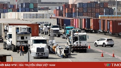 The US economy shows many signs of weakness.