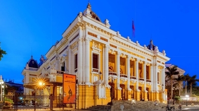 Opera House presents a special art project before closing for renovation