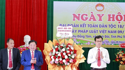 ミンダイ村ドンタム住宅地区における国民大団結記念日