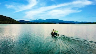 Descubre la belleza del lago Ham Thuan en el corazón de la meseta de Lam Dong.