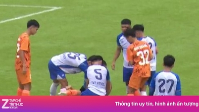 Cầu thủ bị co giật khi thi đấu ở giải hạng Ba Quốc gia