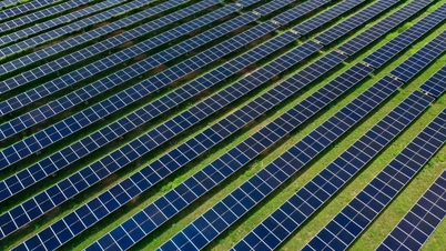 23 investisseurs dans l'énergie éolienne et solaire demandent un dialogue en raison de retards de paiement.