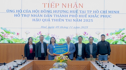 Tiếp nhận 900 triệu đồng cùng 25 tấn nhu yếu phẩm từ Hội đồng hương Huế tại TP. Hồ Chí Minh