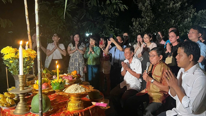 Cerimônia singular de adoração à lua - Ok Om Bok do povo Khmer em Vinh Long