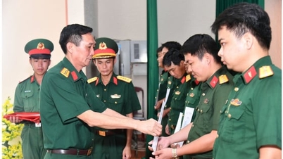 Bế giảng lớp bồi dưỡng tiếng Khmer cho lực lượng vũ trang An Giang