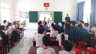 Equipping students of Tien Hai commune with knowledge to prevent fraud