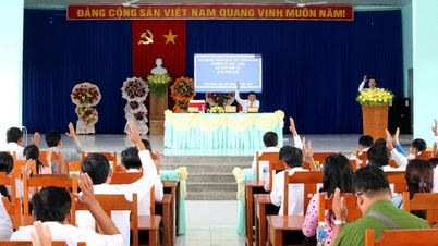 Dewan Rakyat Komune Vinh Hanh mengadakan Sidang ke-4