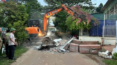 Quang Duc-kommunen: Tjenestemenn og partimedlemmer er pionerer innen demontering av arkitektur og renovering av boligområder