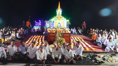 Unieke maanvereringsceremonie