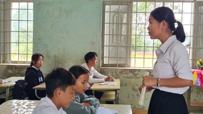 ดั๊กลักอนุญาตให้นักเรียนทั่วทั้งจังหวัดอยู่บ้านไม่ไปโรงเรียนเพื่อป้องกันพายุคัลแมกี