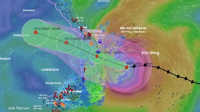 Bouře může při dopadu na pevninu stále dosáhnout úrovně 11–13 s poryvy síly 17.