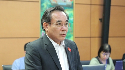 Vrijstelling van bouwvergunningen, maar controlemechanisme nodig