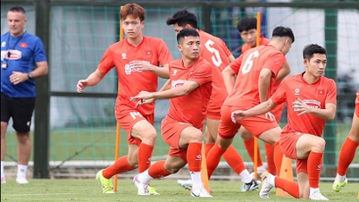 Którzy zawodnicy są nominowani do Złotej Piłki Wietnamu Mężczyzn 2025?