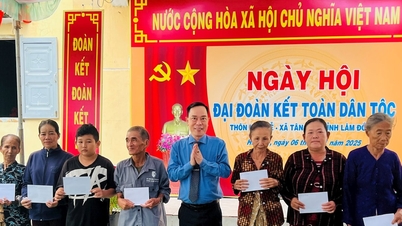 Warm National Unity Day in Hiep Le village