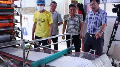 Annahme von 2 Projekten zur Unterstützung des Einsatzes fortschrittlicher Maschinen und Anlagen