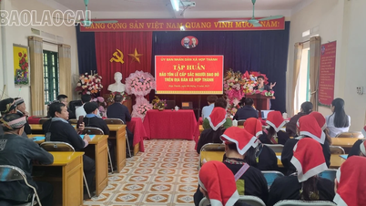 Comuna Hop Thanh: Peste 50 de persoane au participat la instruire privind conservarea ceremoniei Cap Sac din Red Dao