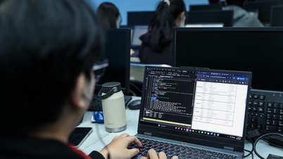 Een universiteit in Ho Chi Minhstad heeft met spoed aangekondigd vanaf vanavond over te stappen op online onderwijs.