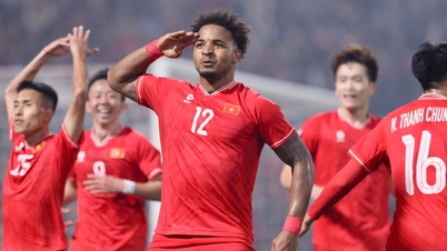 Đề cử Quả bóng vàng Việt Nam: Thủ môn 1,91 m của HAGL có tên, vắng bóng Xuân Son